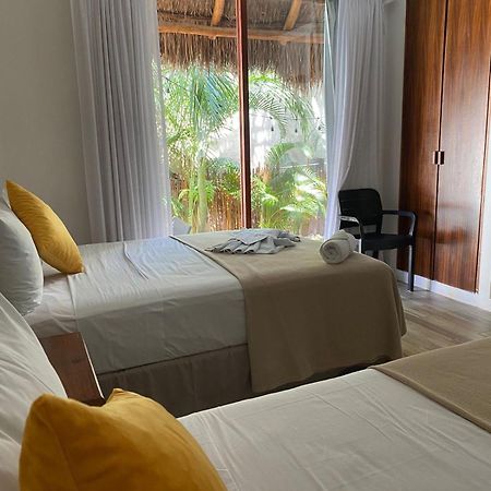 Hotel Pelecanus Suites Holbox Exteriör bild