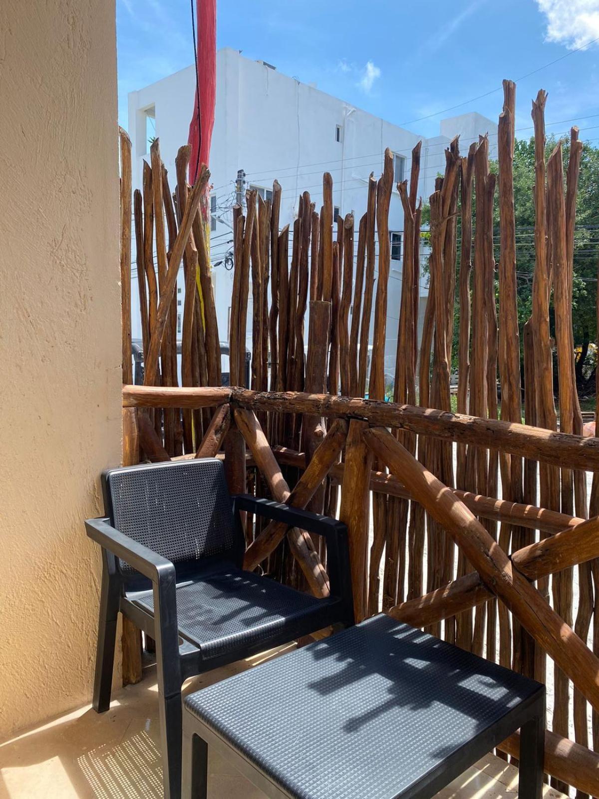 Hotel Pelecanus Suites Holbox Exteriör bild