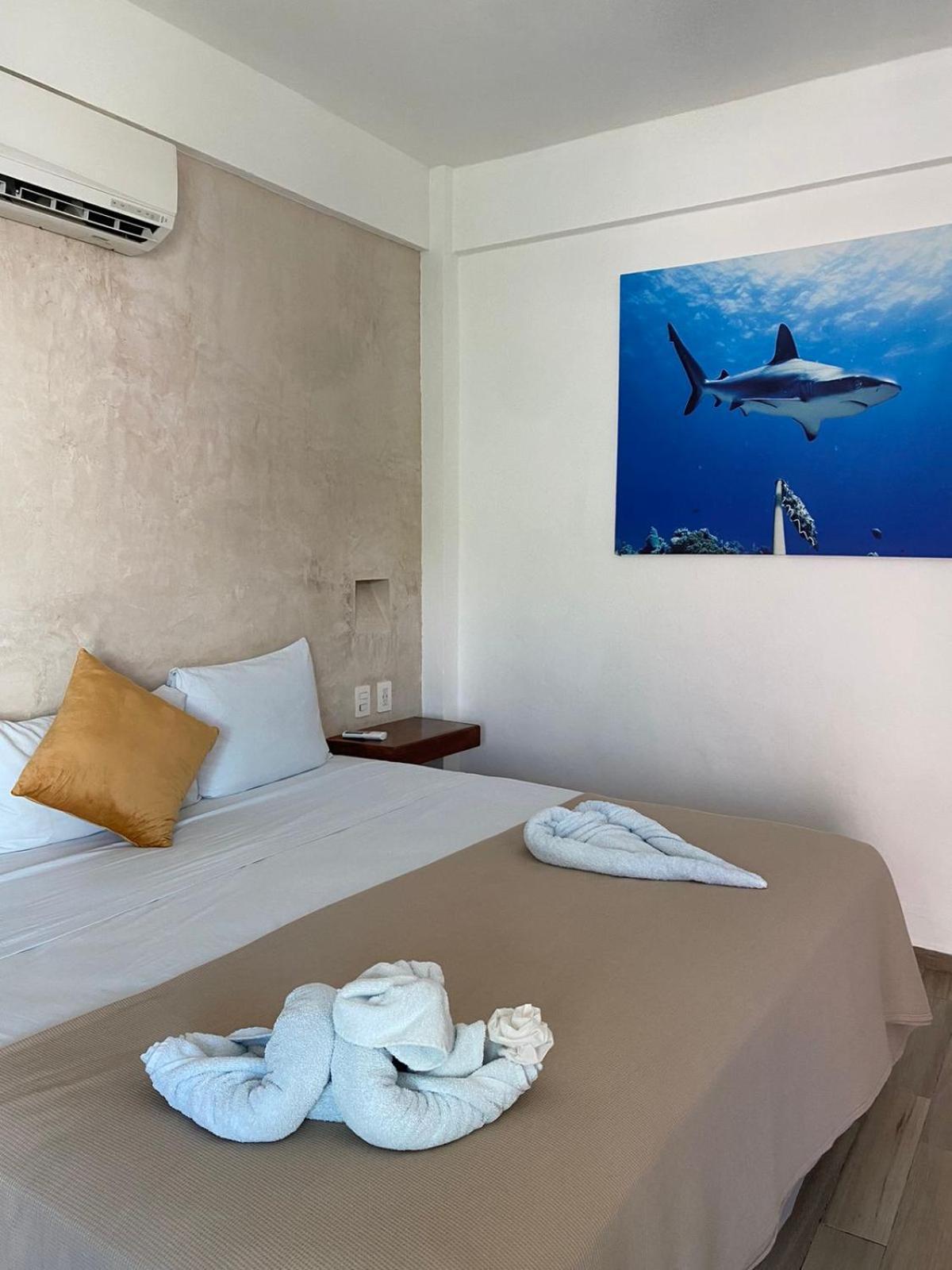 Hotel Pelecanus Suites Holbox Exteriör bild