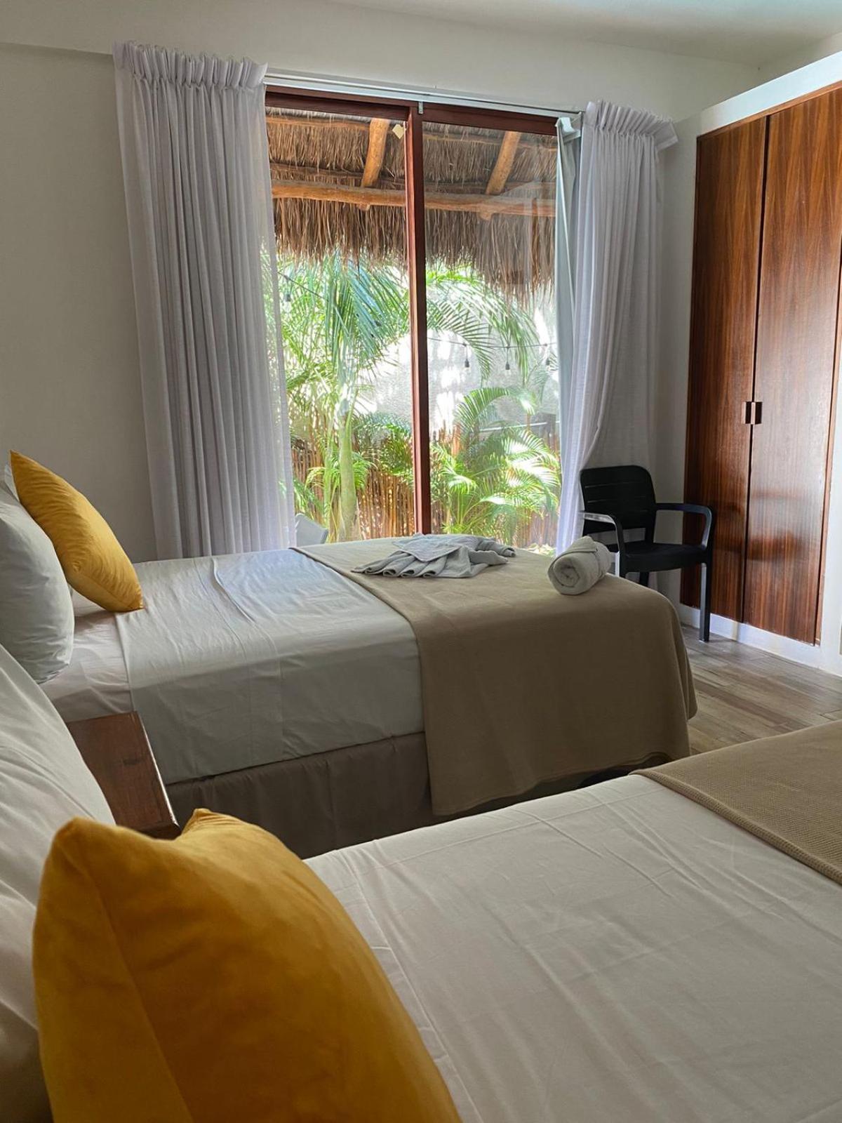 Hotel Pelecanus Suites Holbox Exteriör bild
