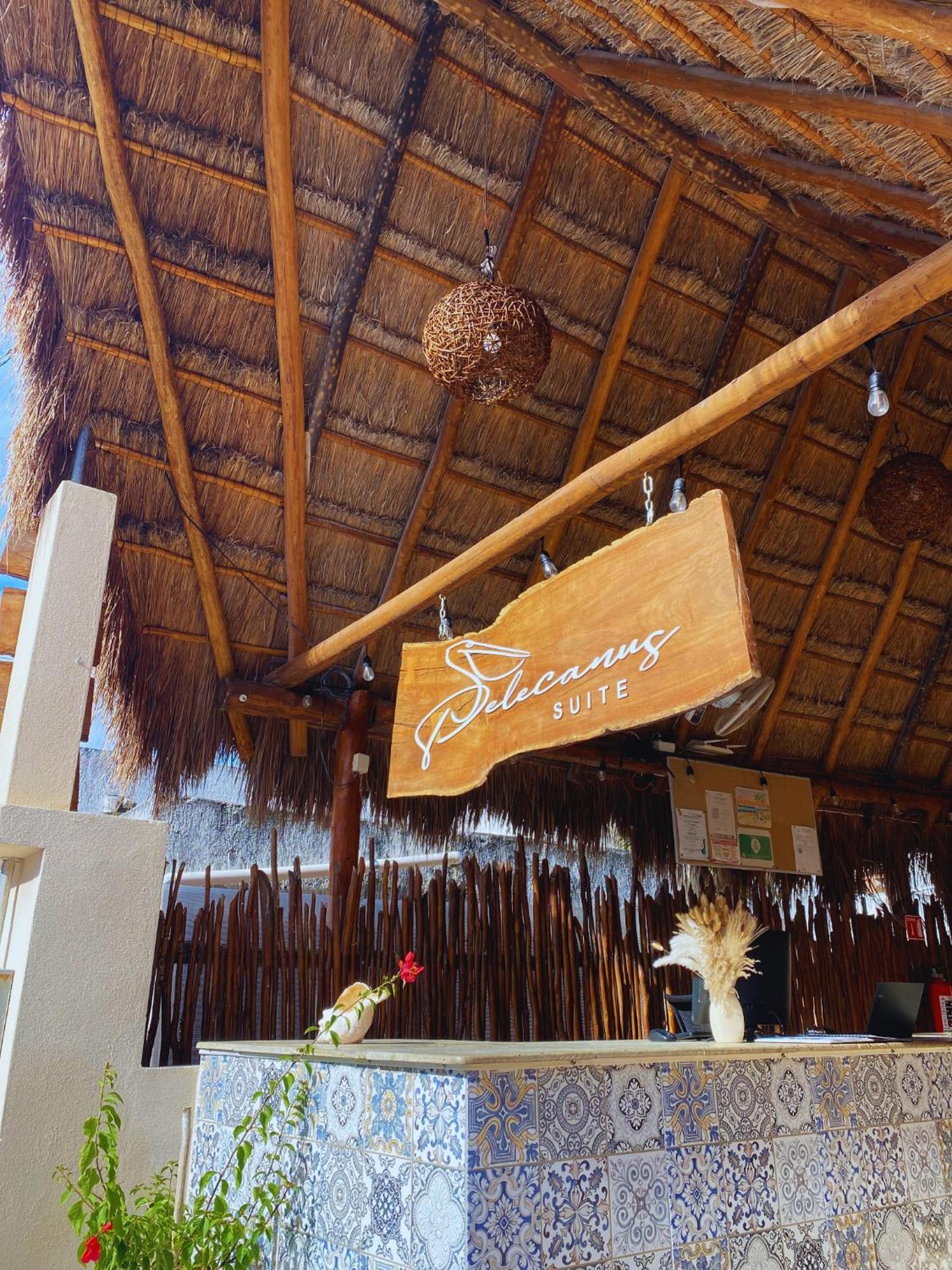 Hotel Pelecanus Suites Holbox Exteriör bild
